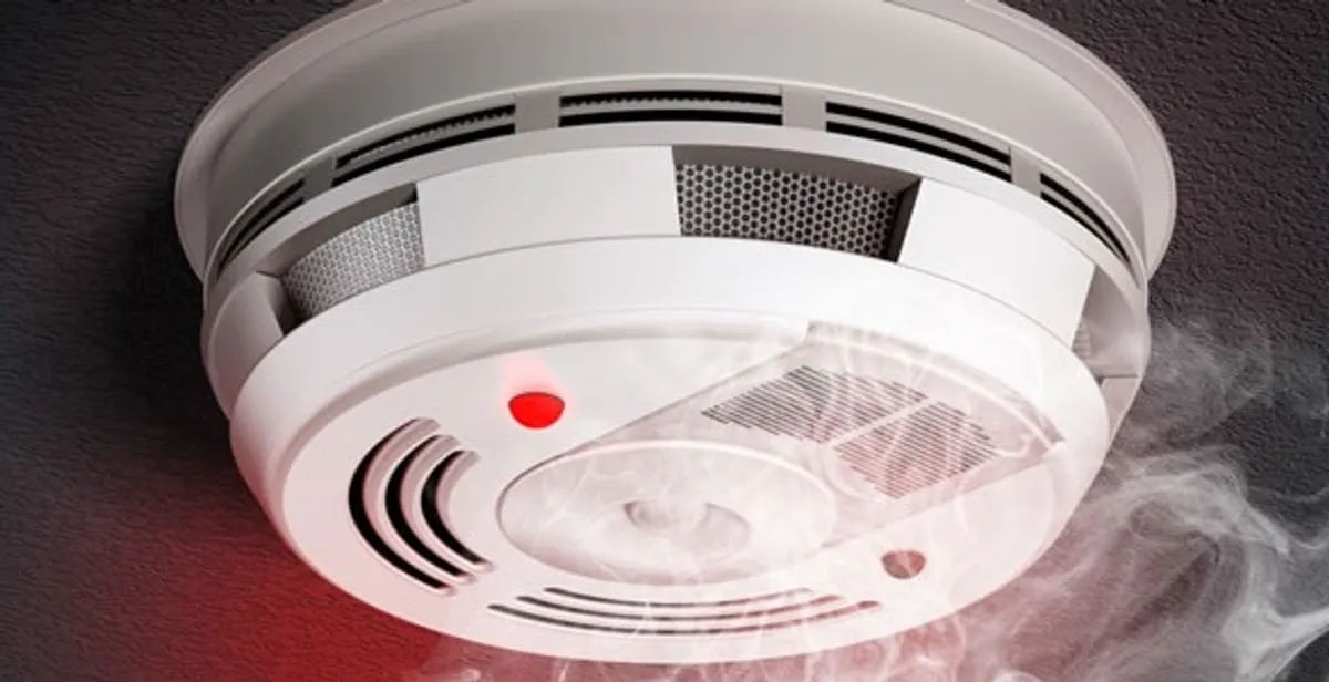 Installed smoke detector providing reliable fire detection in Austin, TX